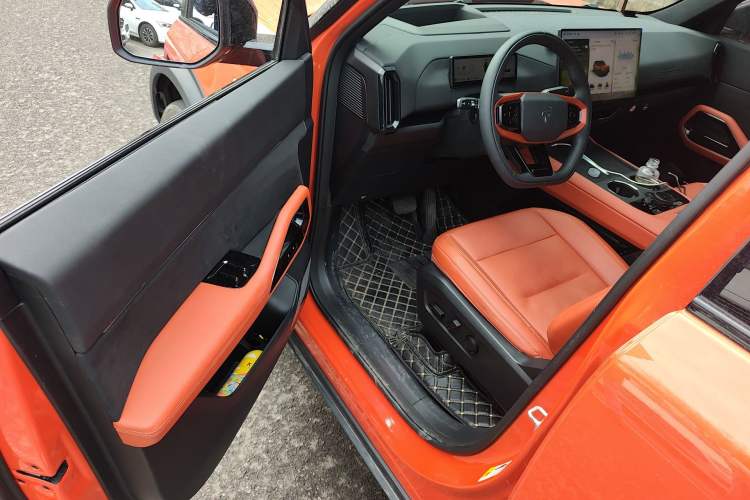 Used Ford Bronco 2026 Model Yuanwan Range-Extended Driver Seat