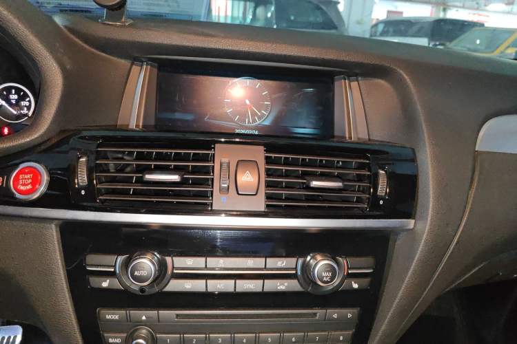 Used BMW X4 2016 M40i