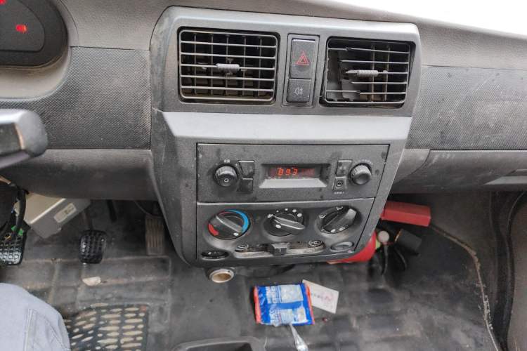 Used Wuling Rongguang 2017 1.5L Extended Basic Version
