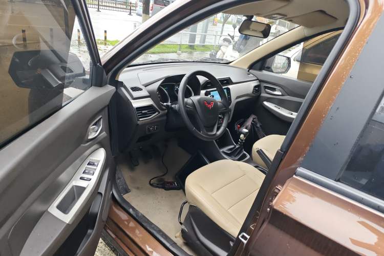 Used Wuling Hongguang 2021 1.5L Facelift S Comfort Version Hydraulic Power Steering LAR Driver Seat
