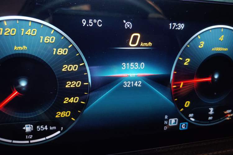 Used Mercedes-Benz A-Class 2022 Restyled A 200 L Sport Sedan Fashion Version
