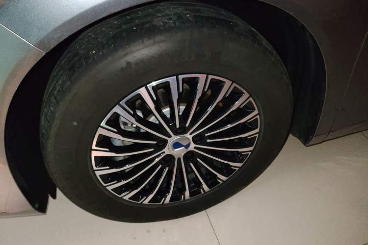 Used Denza D9 2022 DM-i 970 Four-Wheel Drive Flagship Model