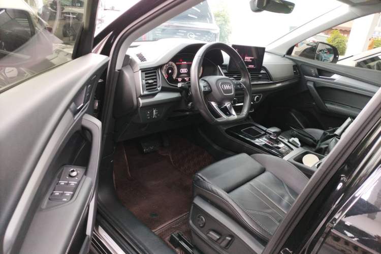 Used Audi Q5L 2022 40T Fashionable and Dynamic Model