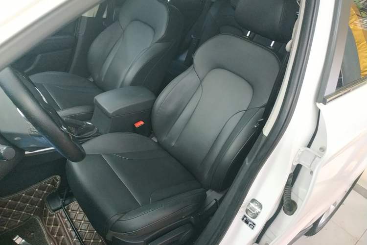 Used Haval H2 2017 Red-Label 1.5T Automatic Two-Wheel Drive Elite Model