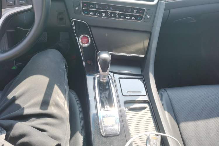 Used Honda Spirior 2015 2.4L Prestige Edition
