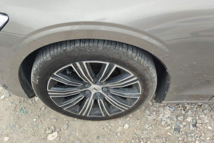 Used Volvo S60 2022 B4 Zhiyuan Luxury Edition
