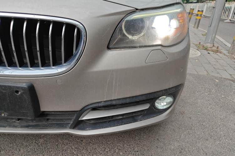 Used BMW 5 Series 2014 525Li Leading Model
