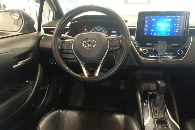 Used Toyota Levin 2019 185T CVT Luxury Edition China VI Standard Steering Wheel