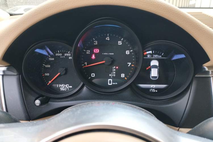 Used Porsche Macan 2016 Macan 2.0T