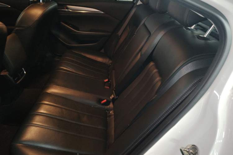 Used Mazda Atenza 2020 2.0L Blue Sky Luxury Edition
