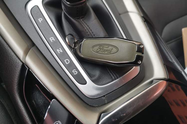 Used Ford Mondeo 2013 2.0L GTDi 200 Fashion Edition
