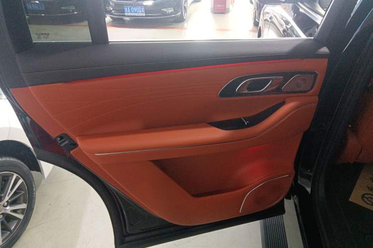 Used Geely Galaxy Galaxy M9 2025 Model 210km Four-Wheel-Drive Leading Edition