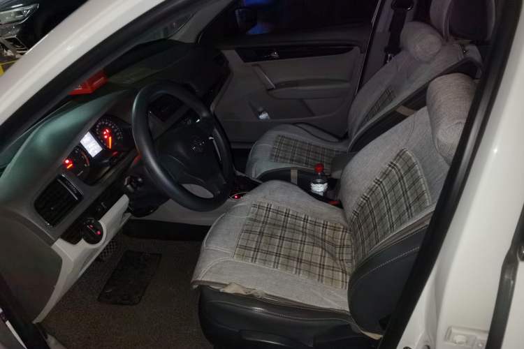 Used Volkswagen Gran Lavida 2013 1.6L Automatic Comfort Model
