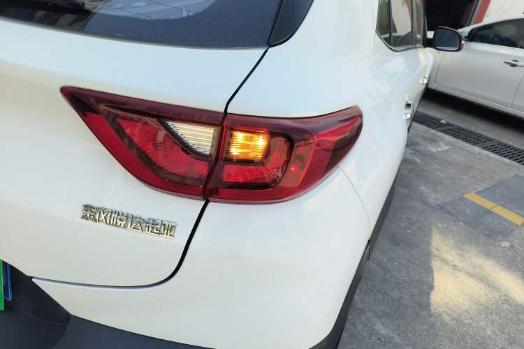 Used Kia kx1 Stonic 2019 1.4L Automatic Sport Edition China VI Right Rear Taillight