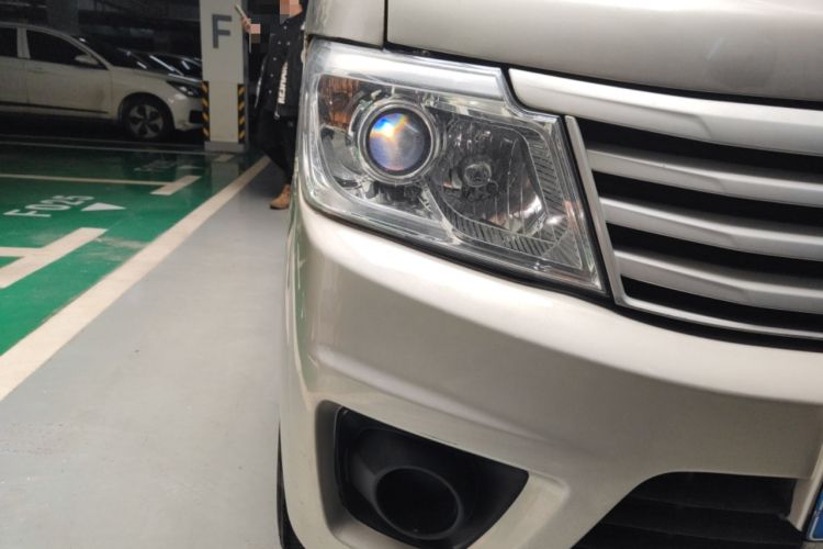 Used CHANGAN KAICHENG Star 9 2015 1.5L Base Version 4G15S Right Front Headlight