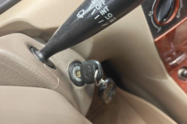 Used Toyota Corolla EX 2010 1.6L Automatic Classic Edition Vehicle Key