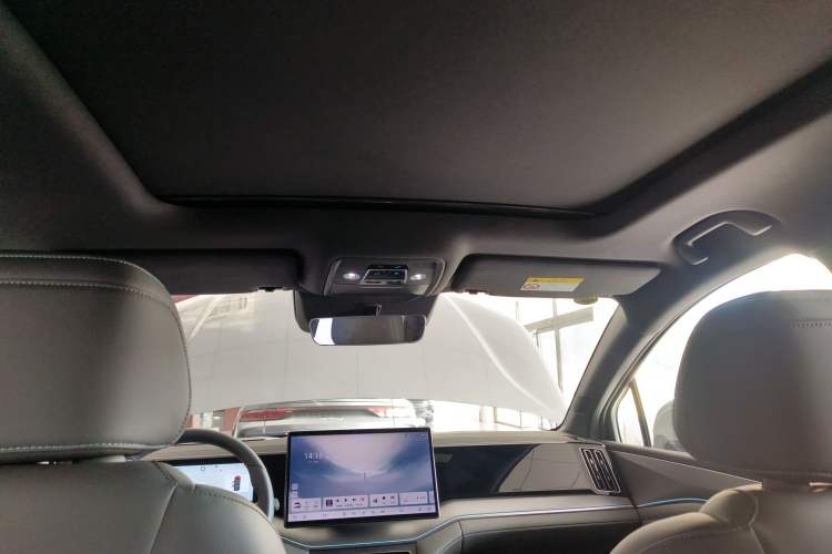 Used BYD Song L DM-i 2025 Intelligent Driving Version 160 km Beyond-Range Type
