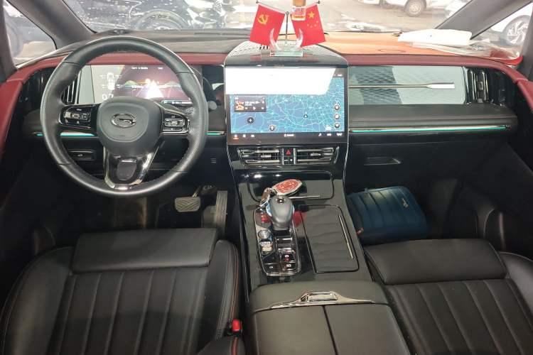 Used GAC Trumpchi M8 2024 Zongshi Series 400T Ultimate Edition Center Console