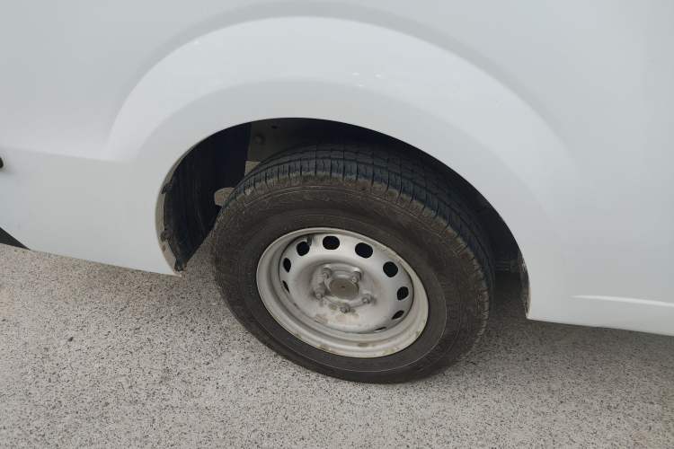 Used Farizon Xingxiang V 2024 Star Enjoy V6E Feature Edition with CATL 41.86 kWh
