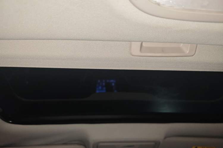 Used Geely Auto Emgrand 2016 Sedan 1.5L CVT Upward Version
