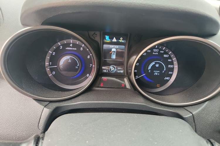 Used CHANGAN CS75 2016 1.8T Automatic Elite Model China V Standard
