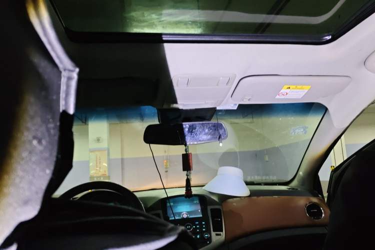 Used Chevrolet Cruze 2013 1.8L SE AT Headliner