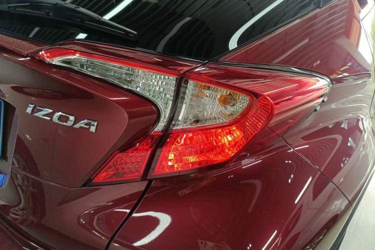 Used Toyota IZOA 2018 2.0L Yichi Version China VI Standard Right Rear Taillight