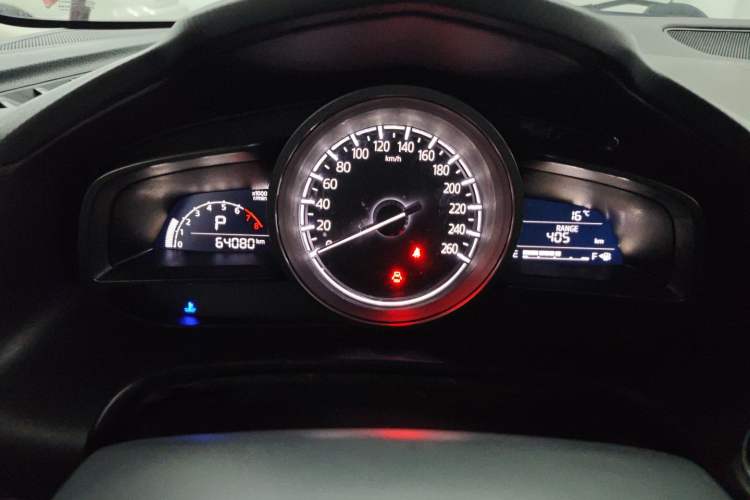 Used Mazda 3 Axela 2017 Hatchback 1.5L Automatic Comfort Model Emission Standard China V