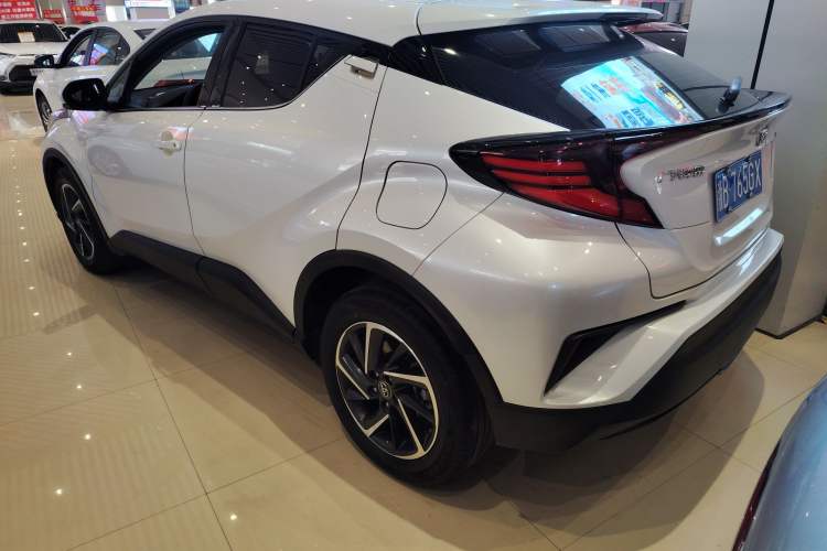 Used Toyota C-HR 2022 2.0L Leading Edition