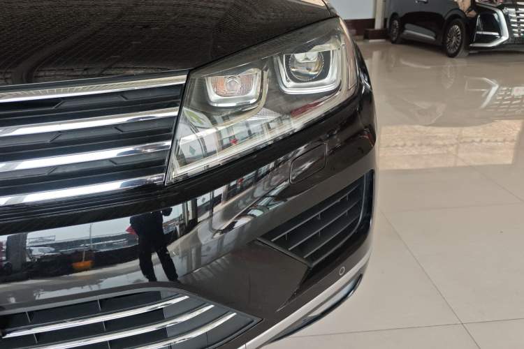 Used Volkswagen Touareg 2017 3.0 TSI Touareg Edition