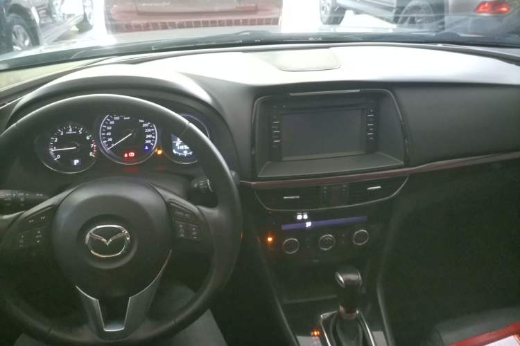 Used Mazda Atenza 2015 2.0L Blue Sky Luxury Edition