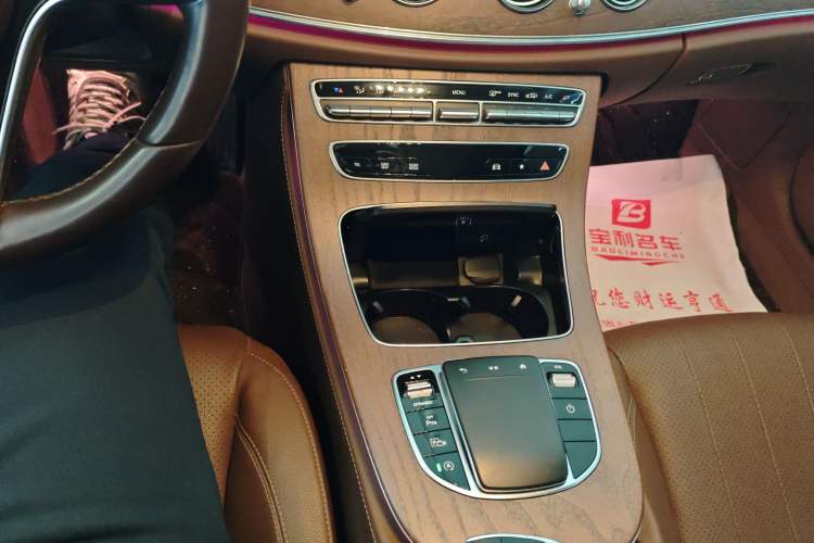 Used Mercedes-Benz E-Class 2023 Updated E 300 L Fashion Edition
