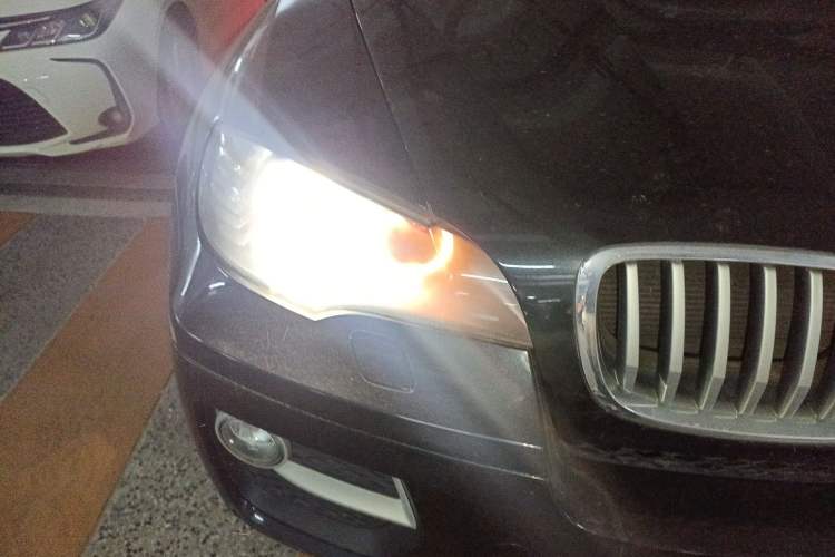 Used BMW X6 2014 xDrive35i Sport model
