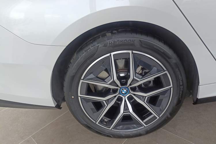 Used BMW i5 2024 eDrive 35L M Sport Package
