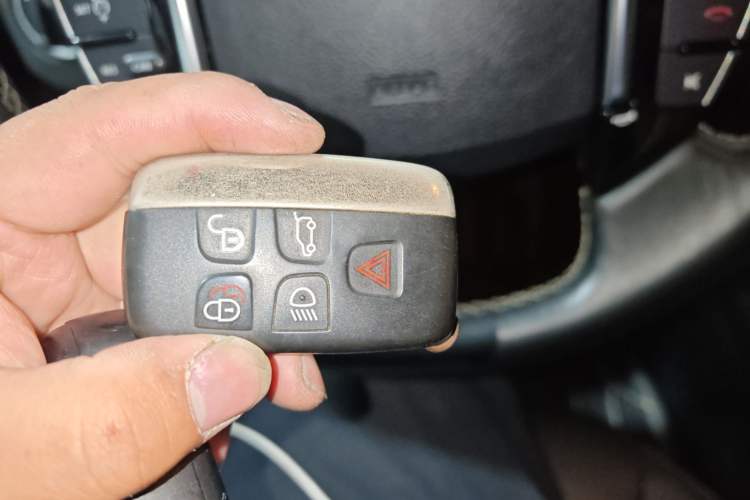 Used Land Rover Discovery 2016 4th Generation 3.0T HSE 7-Seater U.S. Specification