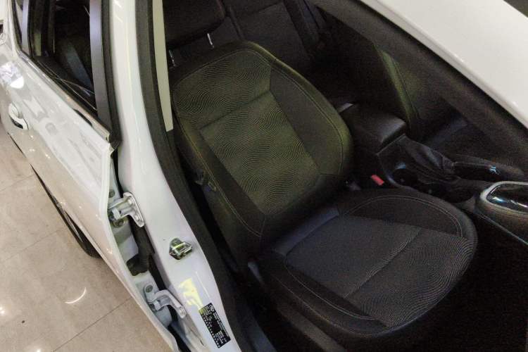 Used Buick GT 2014 XT 1.6L Automatic Fashion Edition
