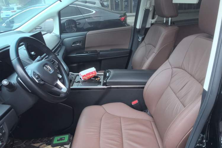 Used Honda Odyssey 2022 2.0L eHEV Sharp·Luxury Edition Left Front Seat