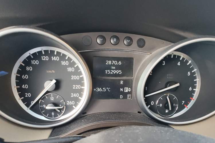 Used Mercedes-Benz R-Class 2010 R 350 L 4MATIC