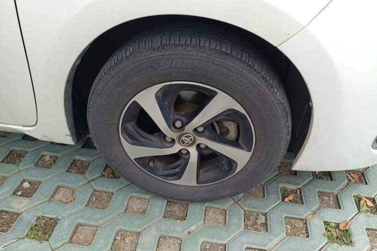 Used Toyota Levin 2017 Revised Version 185T CVT Elite Edition China VI Standard
