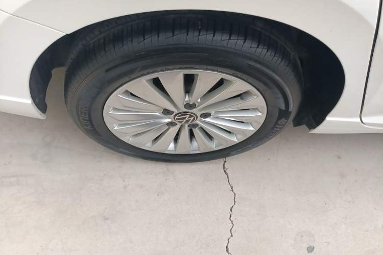 Used Volkswagen Lavida 2021 1.5L Automatic Comfort Edition
