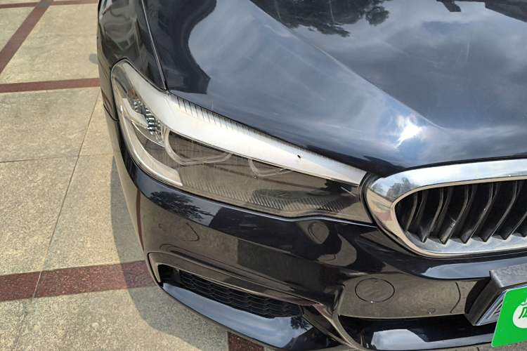 Used BMW 5 Series 2018 Restyled 530Li Leading Edition M Sport Package Right Front Headlight