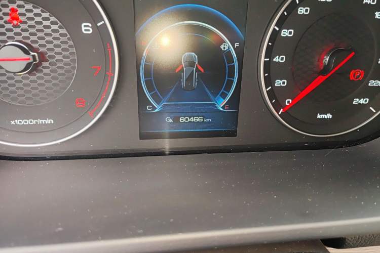 Used BYD Tang 2019 2.0T Automatic SmartConnect Prestige 7-Seater China VI Standard Odometer Close Up