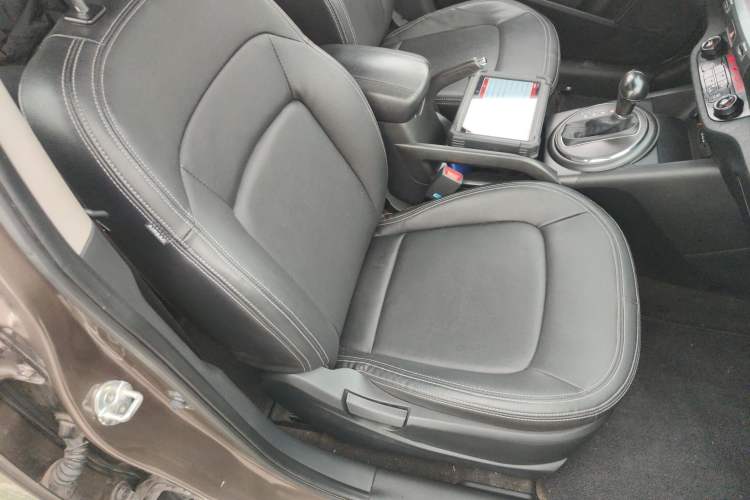 Used Kia Sportage R 2014 2.0L Automatic Two-Wheel Drive GLS Trim
