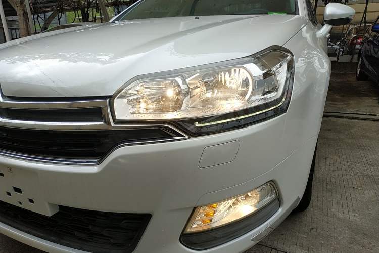 Used Citroen C5 2014 1.6T Automatic Luxury Model Left Front Headlight