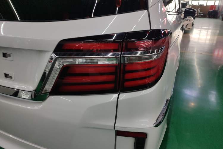 Used Honda Elysion 2016 2.4L Luxury Edition