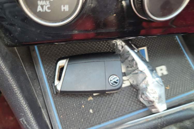 Used Volkswagen Sagitar 2020 280TSI DSG Comfort Version China VI Standard Vehicle Key