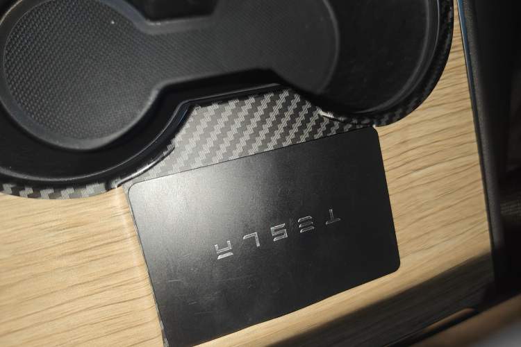 Used Tesla Model 3 2020 Revised Version Standard Range Rear-Wheel Drive – Upgraded Edition Interior 1