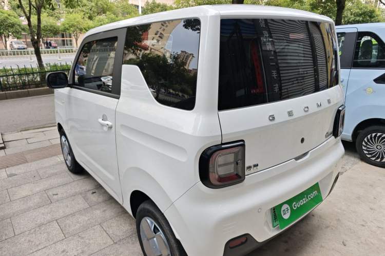 Used Geely Galaxy Panda 2023 Panda Mini 200km Endurance Bear