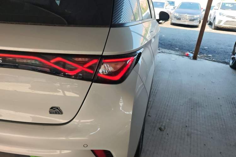 Used BYD Dolphin 2021 405 km Free Version