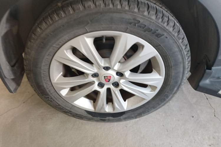 Used Roewe RX5 2018 20T Two-Wheel Drive Automatic Flagship Edition Right Rear Wheel Hub